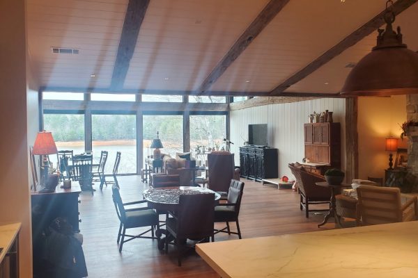 HlnOXn1YAGVetMmZmpBy